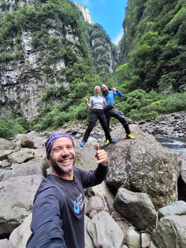 Nilton Nogueira Trilha do Rio do Boi Tecnico em Meio Ambiente Guia de Turismo